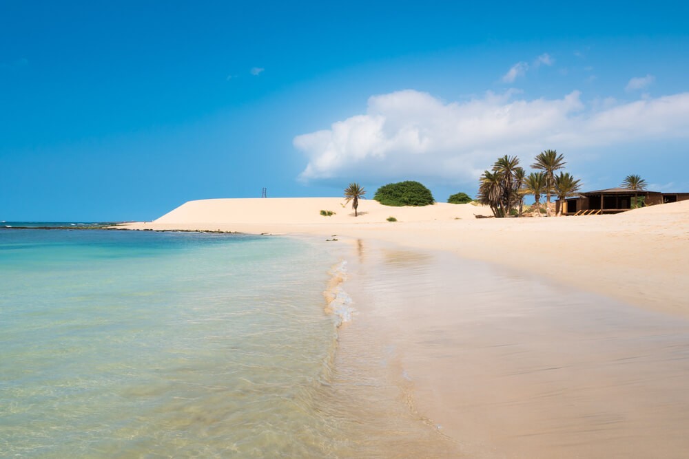 Boa Vista beaches: Crystal clear sea and golden sand of Praia das Chaves