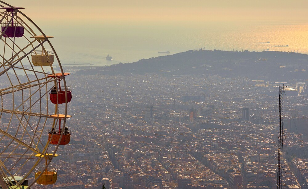 Urlaub in Barcelona mit Kindern: Riesenrad auf dem Tibidabo.