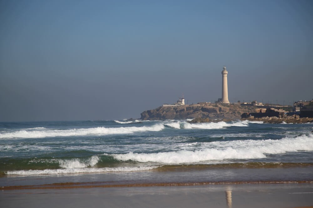 Leuchtturm in Casablanca am Boulevard de la Corniche.