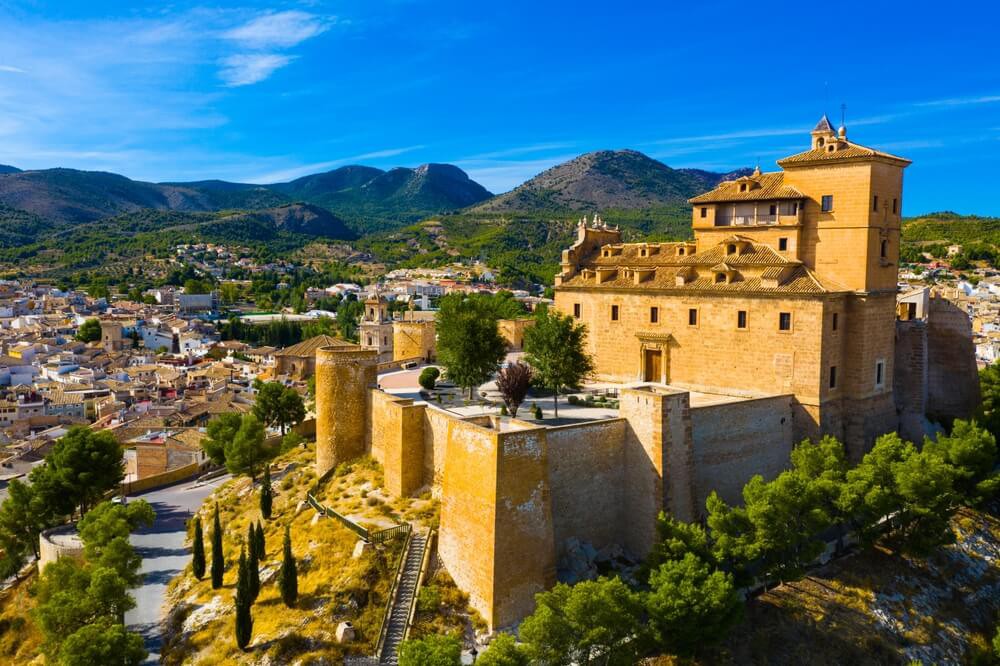 Blick auf die Burg und den Ortskern von Caravaca de la Cruz (Murcia).