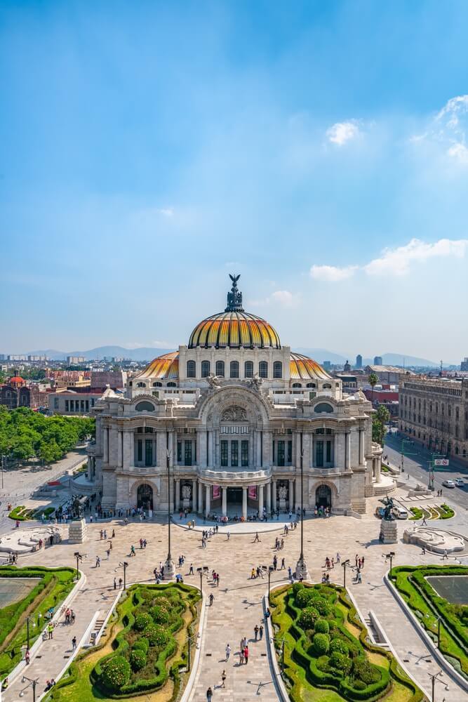 Sehenswürdigkeiten in Mexiko-Stadt: Palast der Schönen Künste.